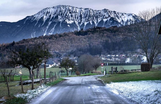 Retreat Near Lake Annecy - Photo 17