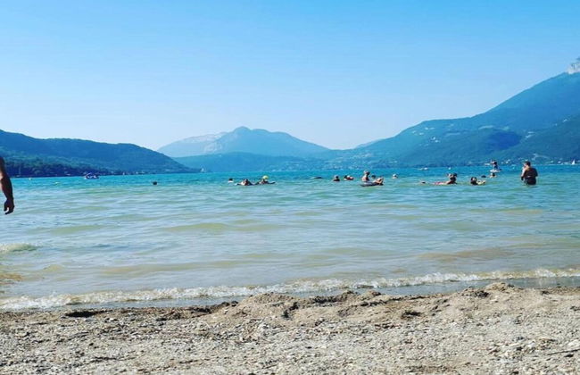 Retreat Near Lake Annecy - Photo 16