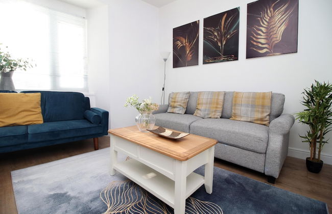 5 Bed House - Sleeps 16 - Parking - Wifi - Foto 10
