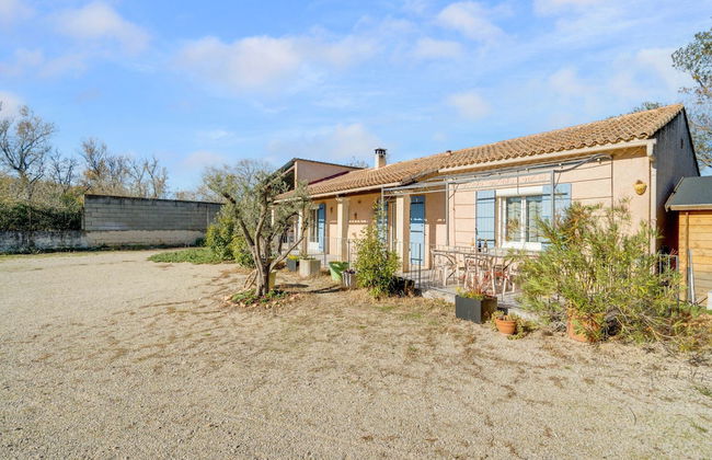 Villa With Swimming Pool in Sorgues - Foto 30
