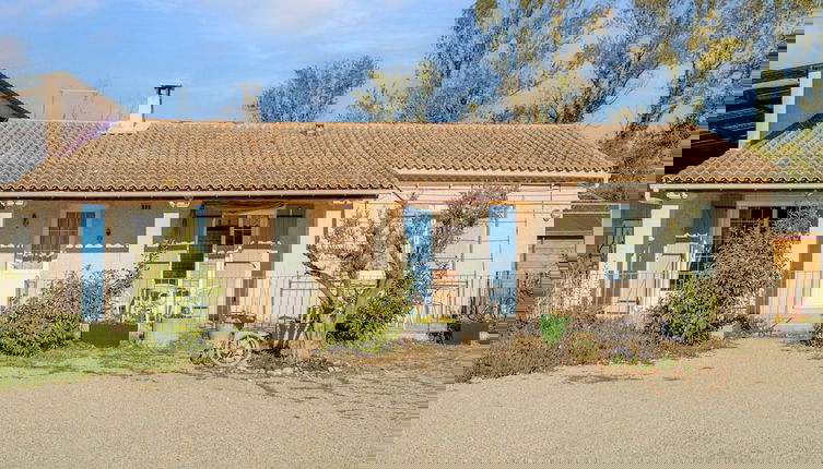 Foto 1 - Villa With Swimming Pool in Sorgues