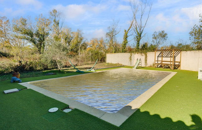 Villa With Swimming Pool in Sorgues - Foto 35
