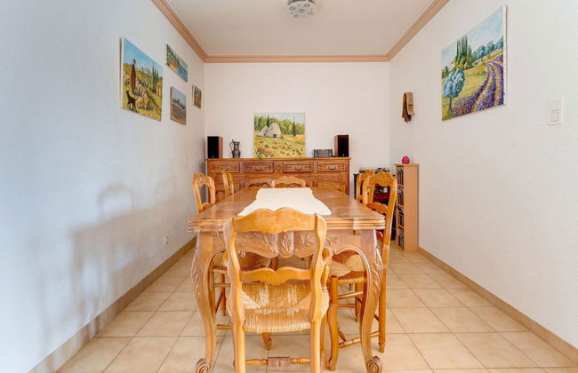 Villa With Swimming Pool in Sorgues - Foto 26