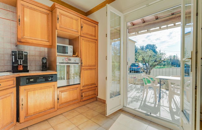 Villa With Swimming Pool in Sorgues - Foto 15