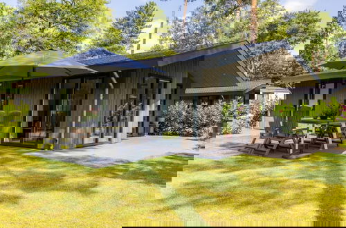 Foto 1 - Beautiful Lodge With a Nice Terrace in Brabant
