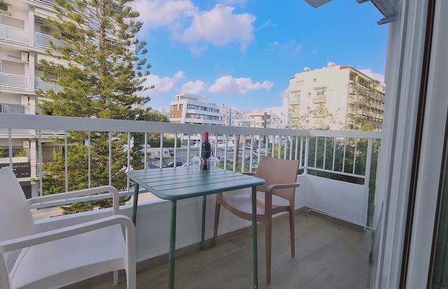 83 Lim3 - Stay Sunlit Apartment - Photo 39