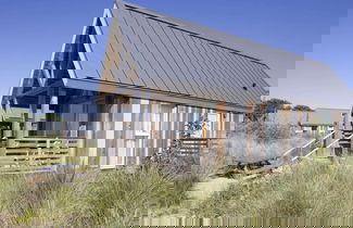 Foto 1 - Modern Lodge Near the Beach