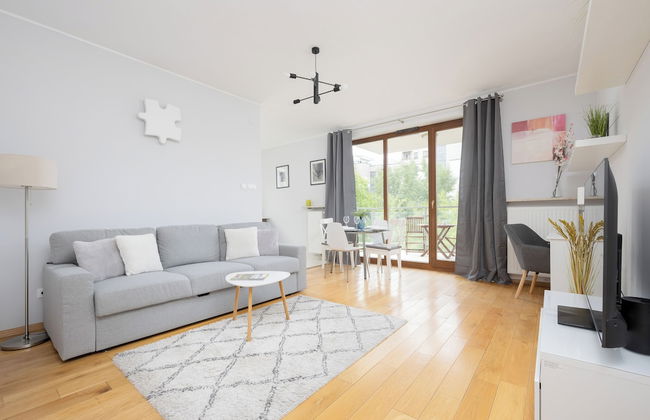 Apartment in Bielany by Renters - Photo 1