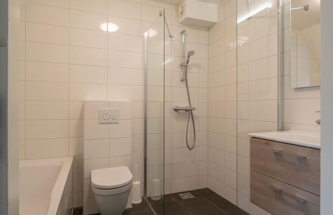 Restyled Bungalow With 2 Bathrooms, Near the Beach - Foto 6