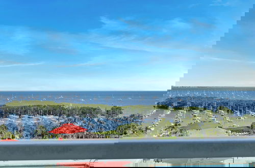 Foto 46 - Tropical Paradise - Spacious 3-Bedroom