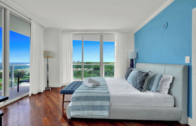Fabulous 2-Bedroom in the Heart of Grove - Photo 7