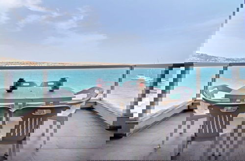Photo 12 - Enjoy Beach Sea Views in a Modern 3 BR APT - 4
