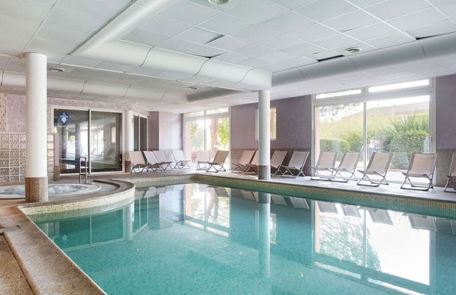 Apartment in Greoux-les-bains Near Lakes - Foto 8