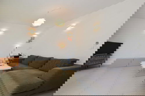 Foto 20 - Family Friendly Spacious Apartment With Garden and Terrace