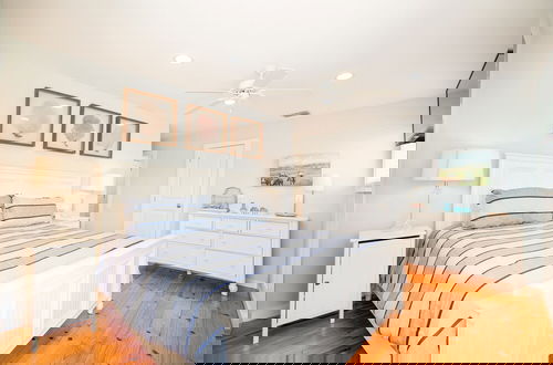 Foto 5 - Eleventh III