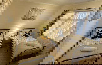 Foto 2 - Spacious one Bedroom Apartment With Free Parking