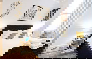 Foto 1 - Bright and Modern Mayfair Apartment
