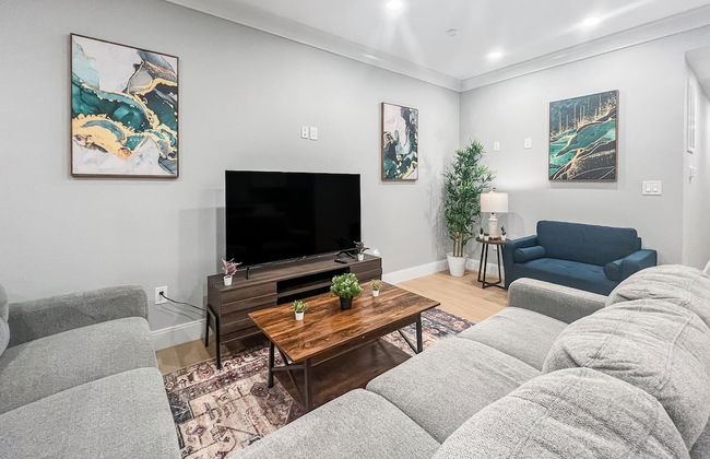 Luxury 3BD 2BA Near Logan Airport and T Station - Foto 1