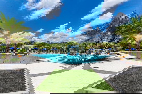 Foto 39 - 5 Bed 5 Bath In 5 Star Resort Near Disney! 5 Bedroom Home by RedAwning