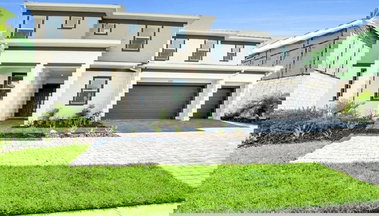 Foto 1 - The Ultimate New 15 Bedroom Vernada Villa by RedAwning