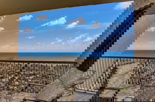 Photo 30 - Comfortable Condo With Beautiful Ocean view by RedAwning