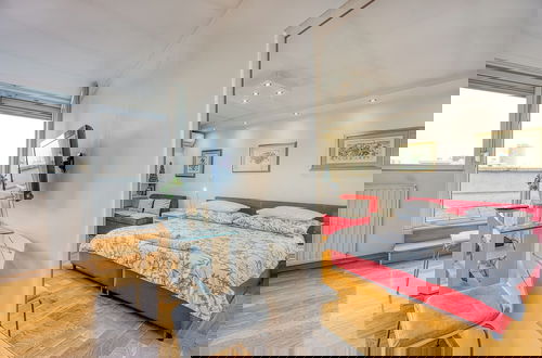 Foto 3 - New Cozy Penthouse With Panoramic View