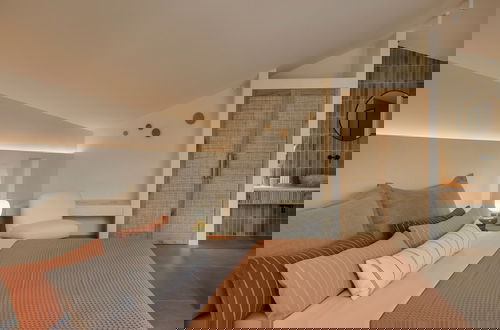 Photo 3 - VERANDA SUITE