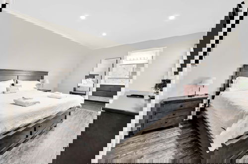 Foto 5 - Martha by Avantstay Brand New LA Valley Home
