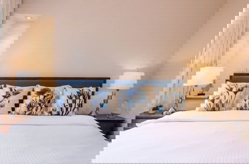 Photo 12 - Luxury Apartments with Rooftop & Jacuzzi