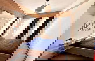 Photo 3 - Sencer Apart