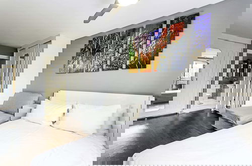 Foto 1 - Modern 2-bed Flat, Bethnal Green