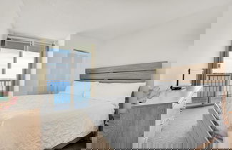 Foto 3 - Tristan Towers Unit 10A