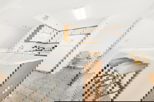 Foto 15 - Tristan Towers Unit 10A