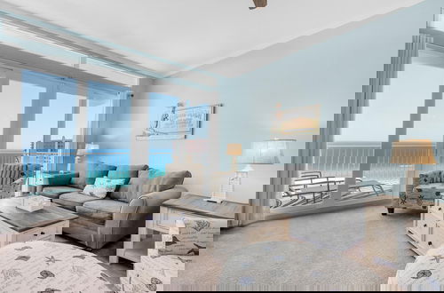 Foto 26 - Laketown Wharf Penthouse 2026