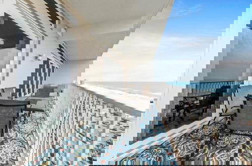 Foto 61 - Laketown Wharf Penthouse 2026