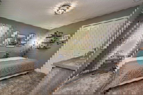 Foto 8 - Storey Lake 8 Bed Lake Front Pool & Spa - 1684str 8 Bedroom Home by RedAwning