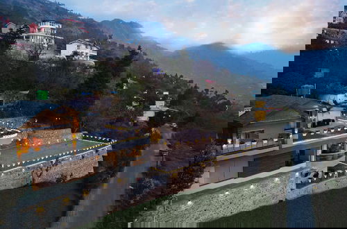 Foto 1 - Amã Stays & Trails Whispering Pines, Bhimtal