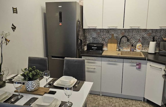2 Bed Apartment in Zyrardow - Foto 12