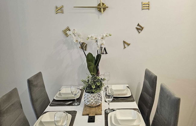 2 Bed Apartment in Zyrardow - Foto 26