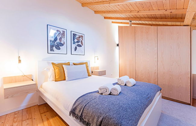 Vila Burgães by LovelyStay - Foto 19