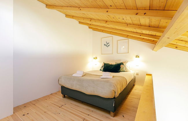 Vila Burgães by LovelyStay - Foto 16