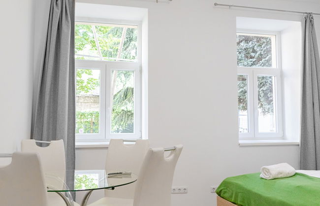 Relaxing 2BR shared Apt. U3 Enkplatz - Foto 8