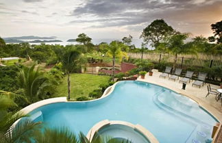 Foto 1 - Playa Potrero 4 BR Home Large Saltwater Pool Spectacular Views - Villa Oasis