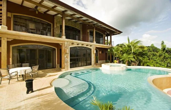 Playa Potrero 4 BR Home Large Saltwater Pool Spectacular Views - Villa Oasis - Foto 9