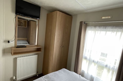 Foto 2 - Impeccable 4-bed Caravan in Clacton-on-sea