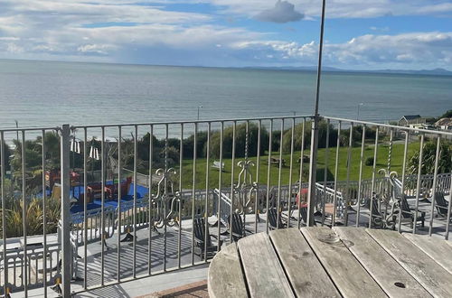 Photo 8 - Barmouth - Caravan - 2bed - Sea View - Petfriendly