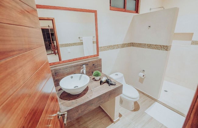 One Extra Free Night Staying 3 Nights Intl Chef & Yacht - Brekky Available - Foto 18