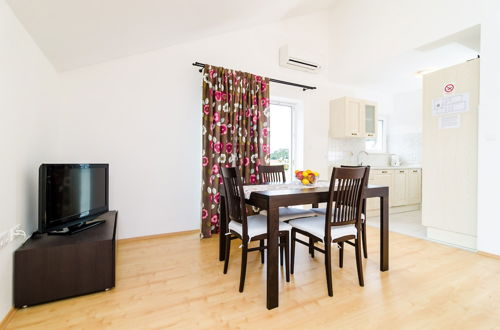 Foto 12 - Relaxing Duplex Apartment A3, Close to the Sunset Beach Near Dubrovnik, 2-4