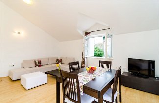 Foto 3 - Relaxing Duplex Apartment A3, Close to the Sunset Beach Near Dubrovnik, 2-4