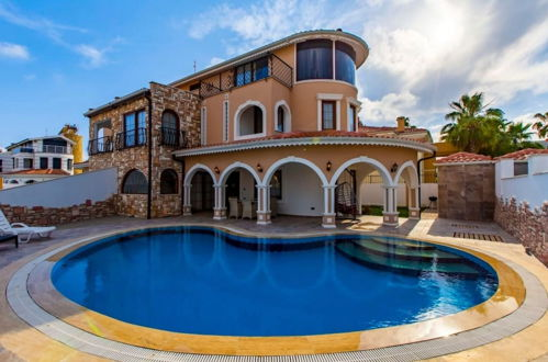 Photo 4 - Luxurious Villa With Private Pool in Antalya
